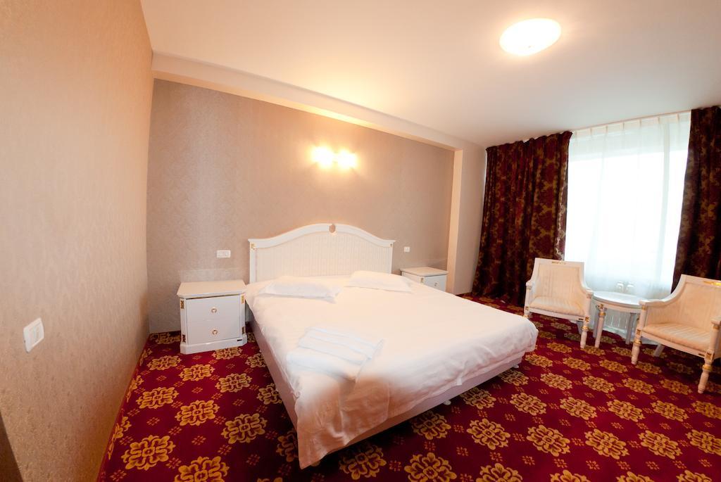 Complex Aristrocratos Hotell Mamaia Eksteriør bilde
