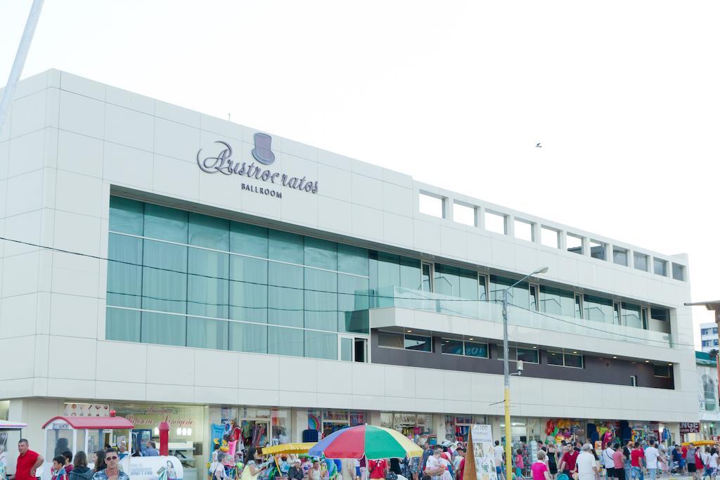 Complex Aristrocratos Hotell Mamaia Eksteriør bilde